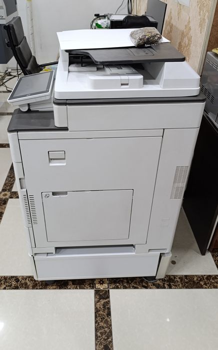 Продаётся МФУ Ricoh im 3000