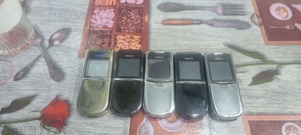 OBMEN BOR. Nokia 8800 5 ta bor