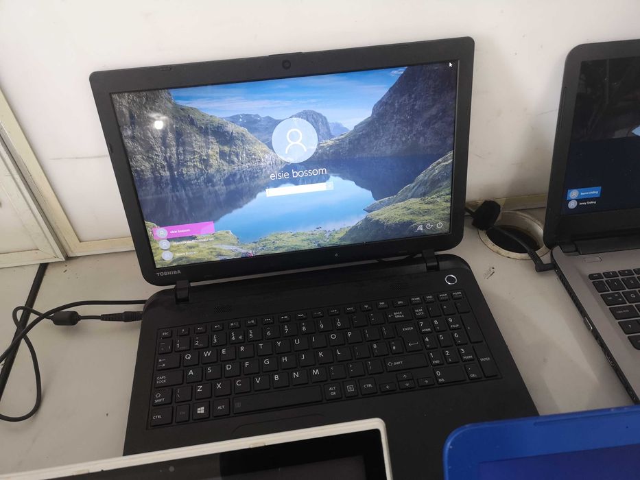 Лаптоп / пи  - ЛОТ 1