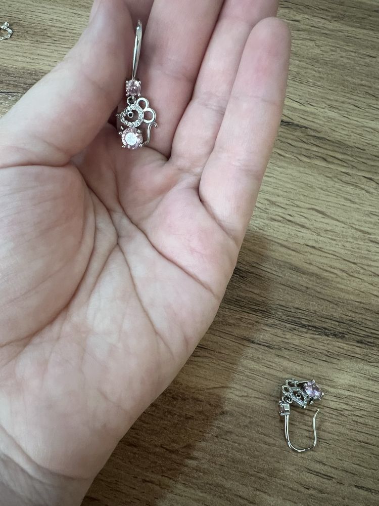 Серёжки, хорошая, красивая бижутерия,также цепочка по одинаковой цене