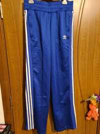 Vand urgent Pantaloni Adidas