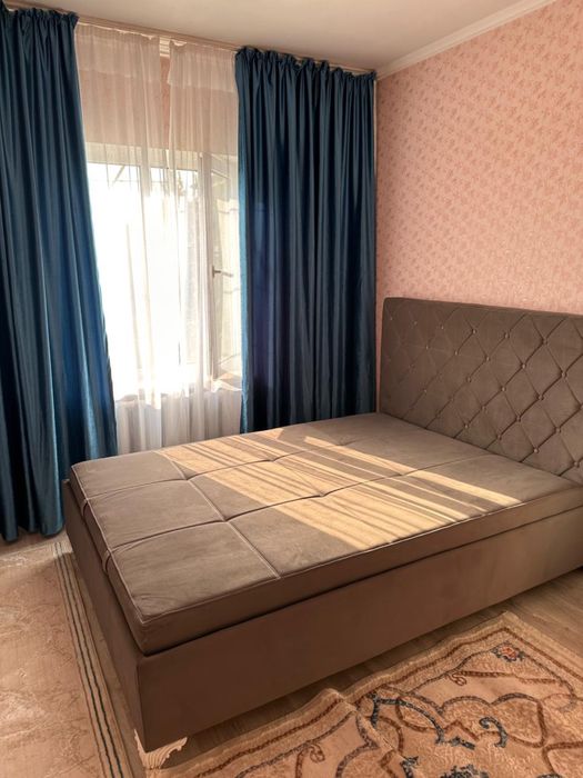 Спальный кровать