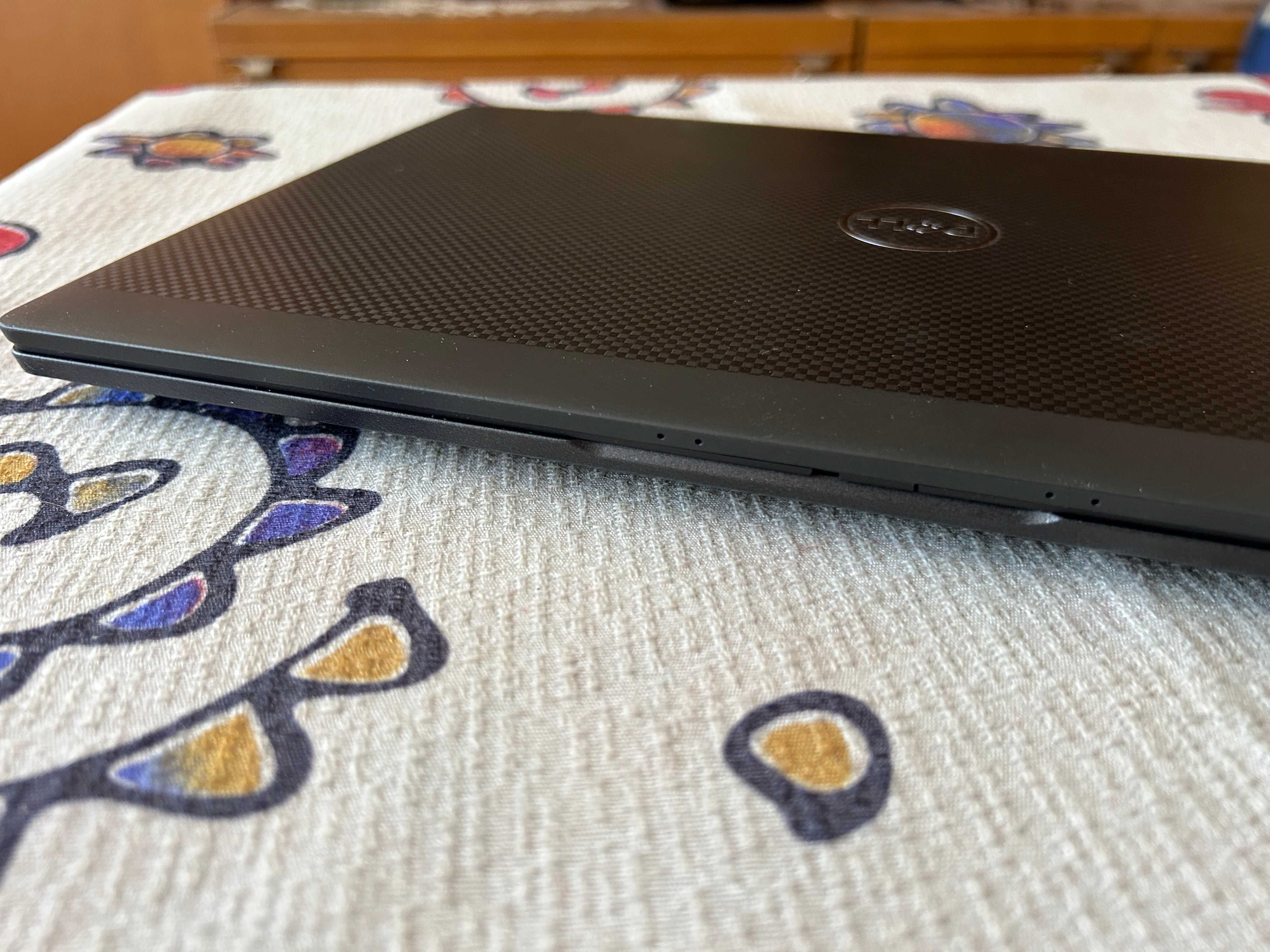 Лаптоп Dell Latitude 7420