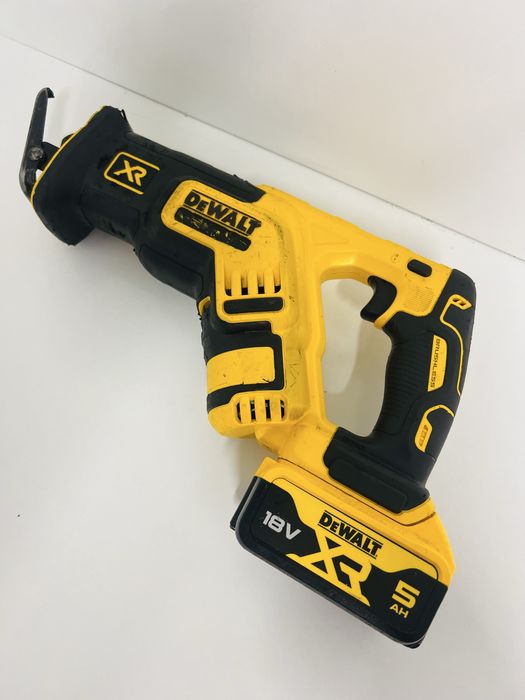 Dewalt DCS 367 fierestreu sabie