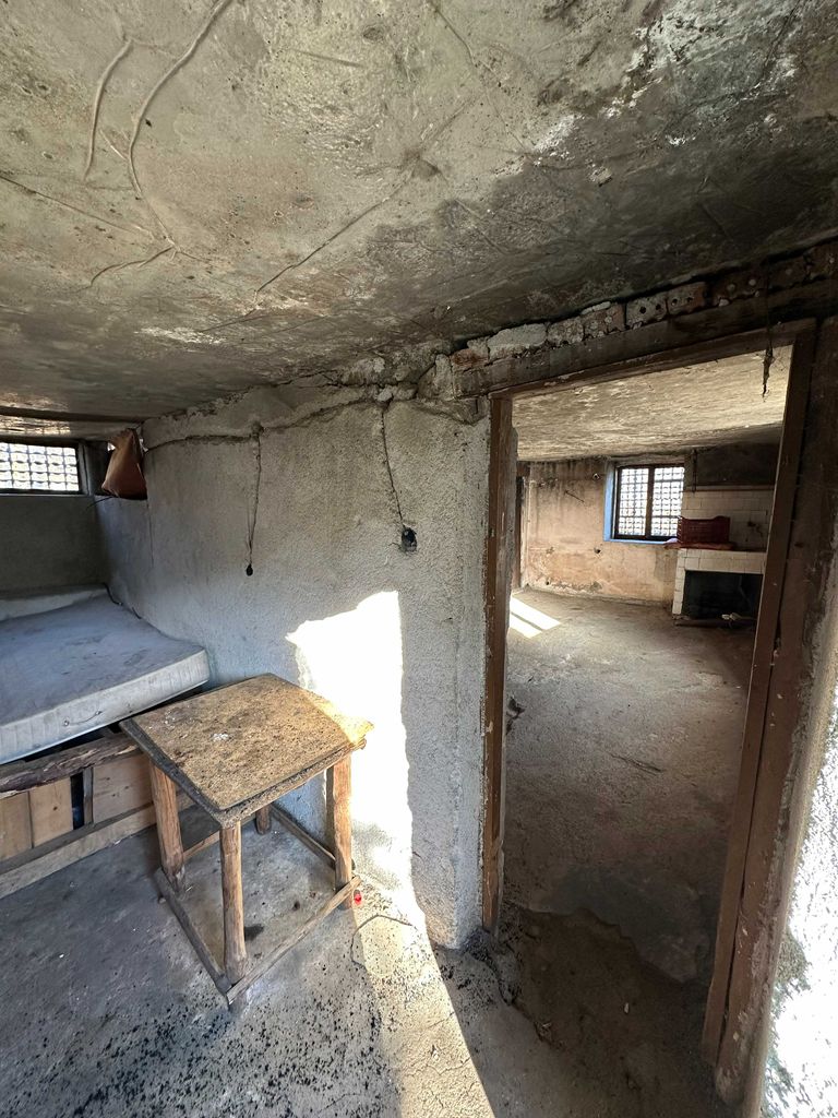 Продава се Къща в с. Обидим, Област Благоевград - 67 кв.м за 672 €/кв.м - Снимка #10