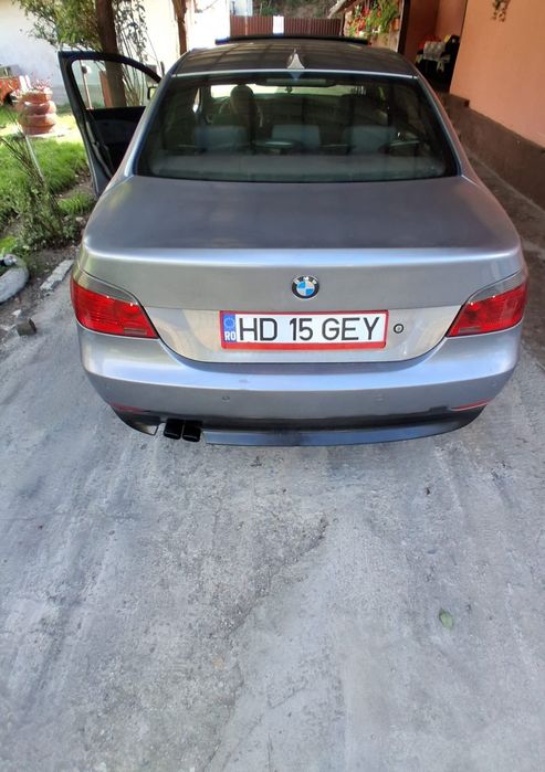 BMW E60 520i vând sau schimb cu Audi