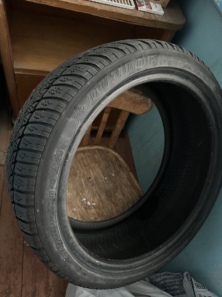Можно в расрочку  DUNLOP Перед шир235/выс40/R18 Зад шир255/выс35/R18