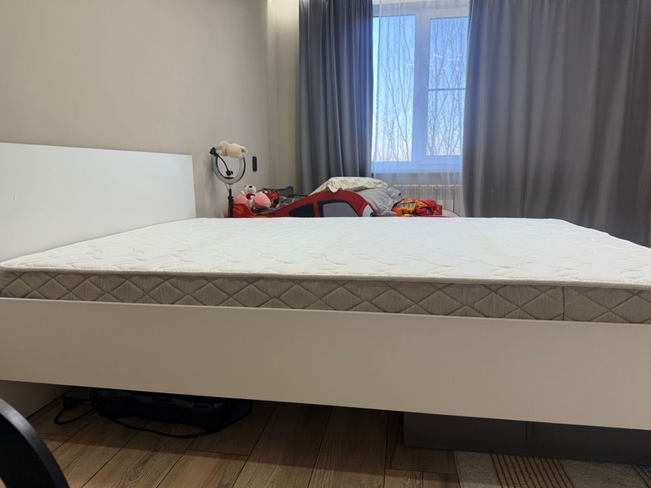 Кровать двухспальная из лдсп