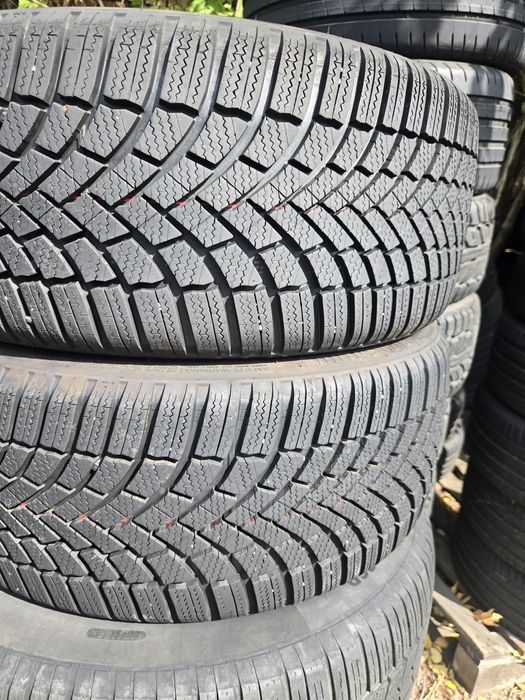 2бр. 225 40 19 Bridgstone зимни.