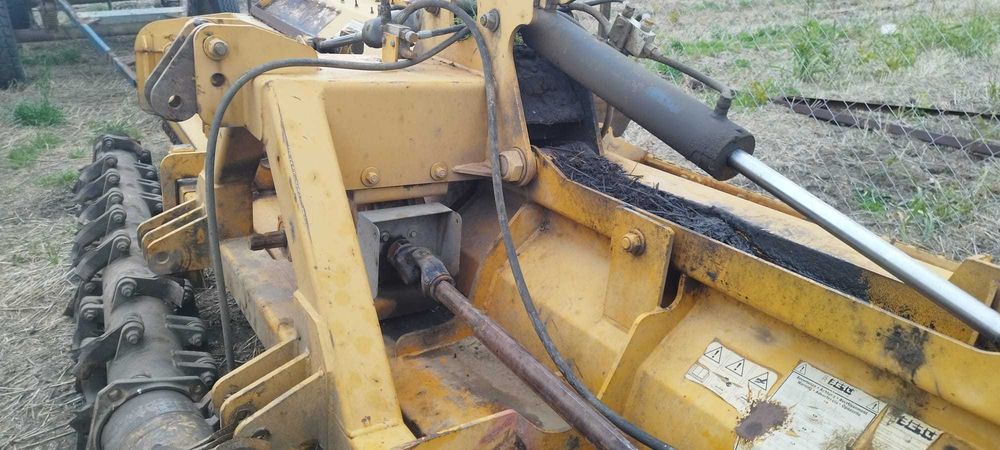 Tocator BERTI 6 metrii pentru vegetatie vie arbusti iarba - tractor