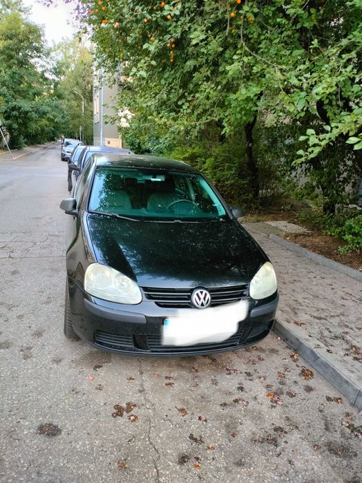 Продавам VW Golf 1.9 TDI 105 к.с.