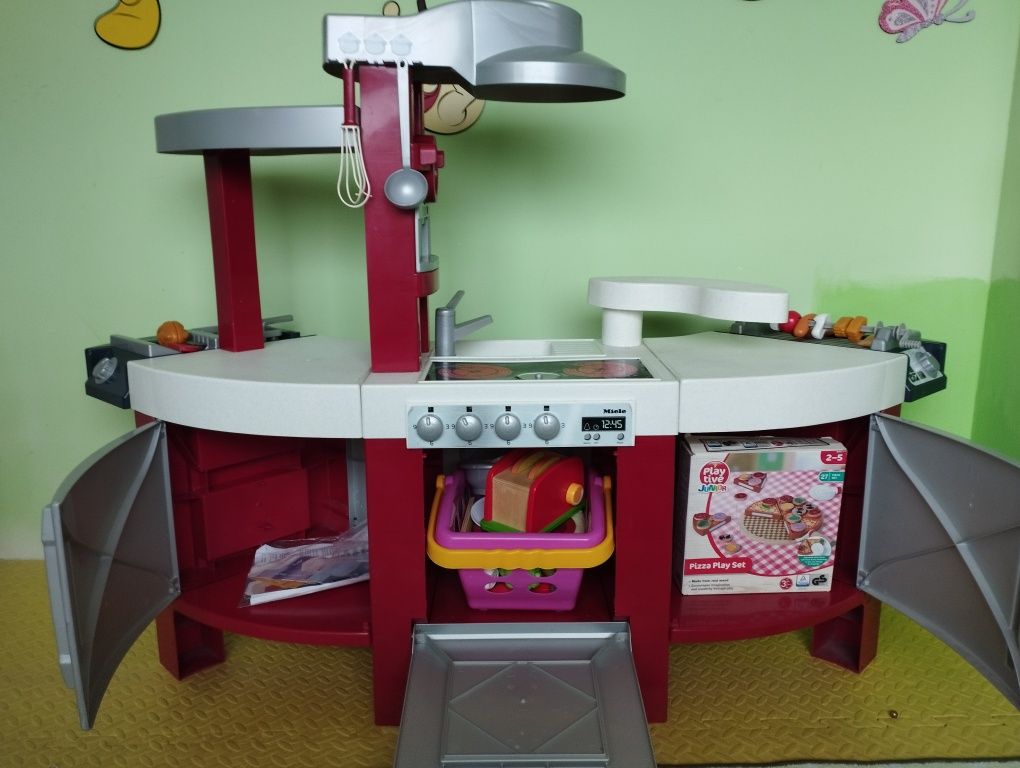 Детска кухня Miele 9125