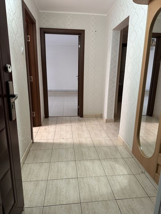 Apartament 4 camere de inchiriat