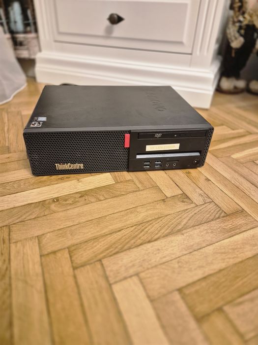 Sistem desktop Lenovo Ryzen3 ssd ddr4 calculator pc
