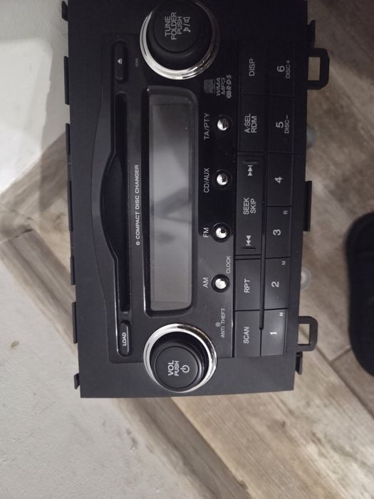 Радио и CD за Honda CR-V 3 2010