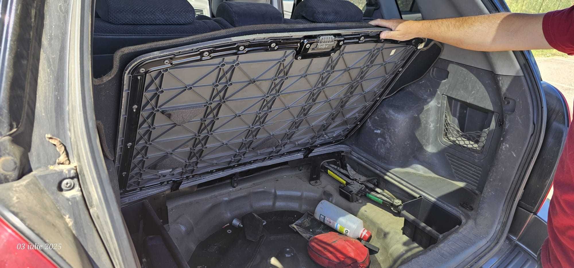 Vand Hyundai Tucson, anul 2009, diesel, 4x4, probleme la motor