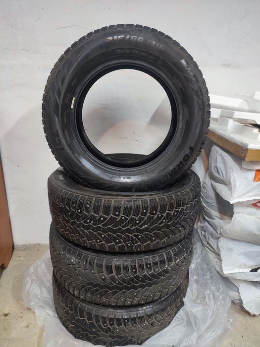 Продам комплект Резины на 16 Pirelli