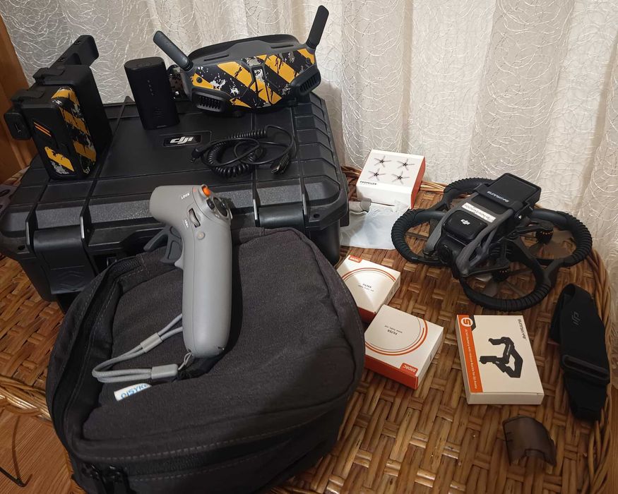 Dji AVATA 1 Fly more combo, card, filtre, alte accesorii