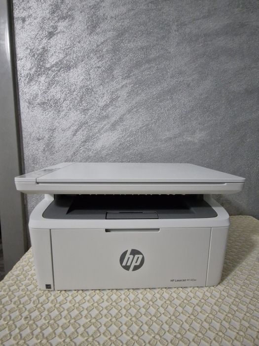 Vând imprimantă HP cu laser