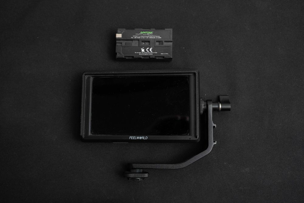 FEELWORLD FW568 5.5 inch monitor