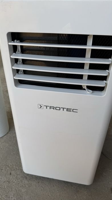 Dezumidificator Trotek , extrage umezeala, capacitate 30 litri pe zi