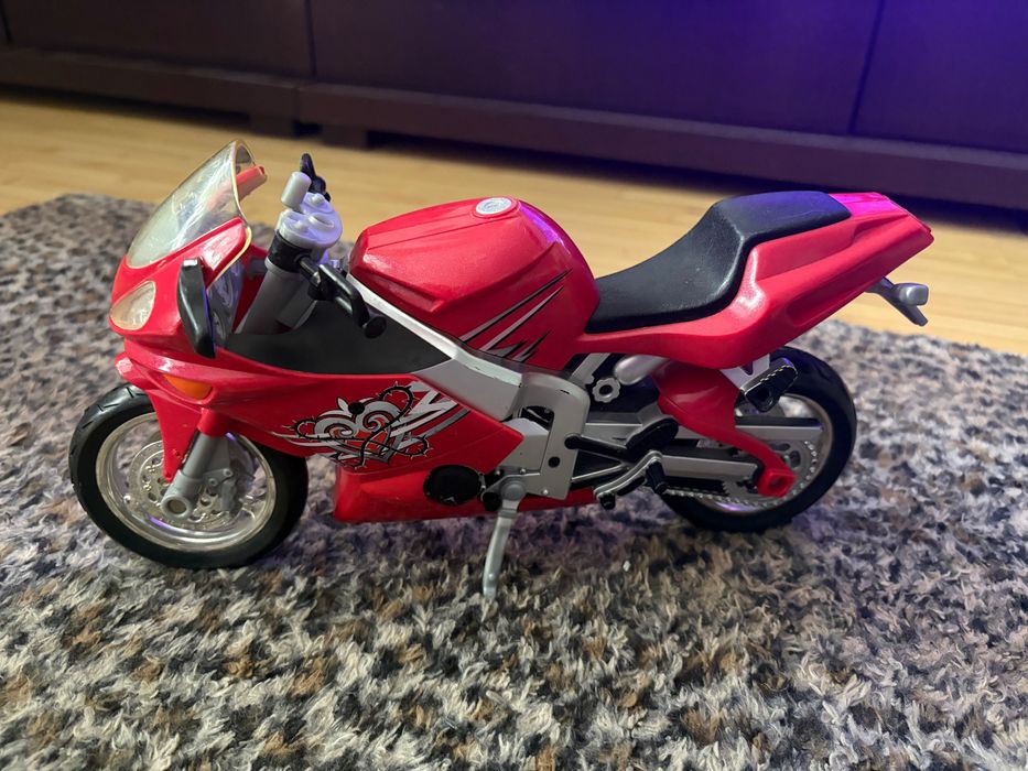 Motocicleta de jucarie