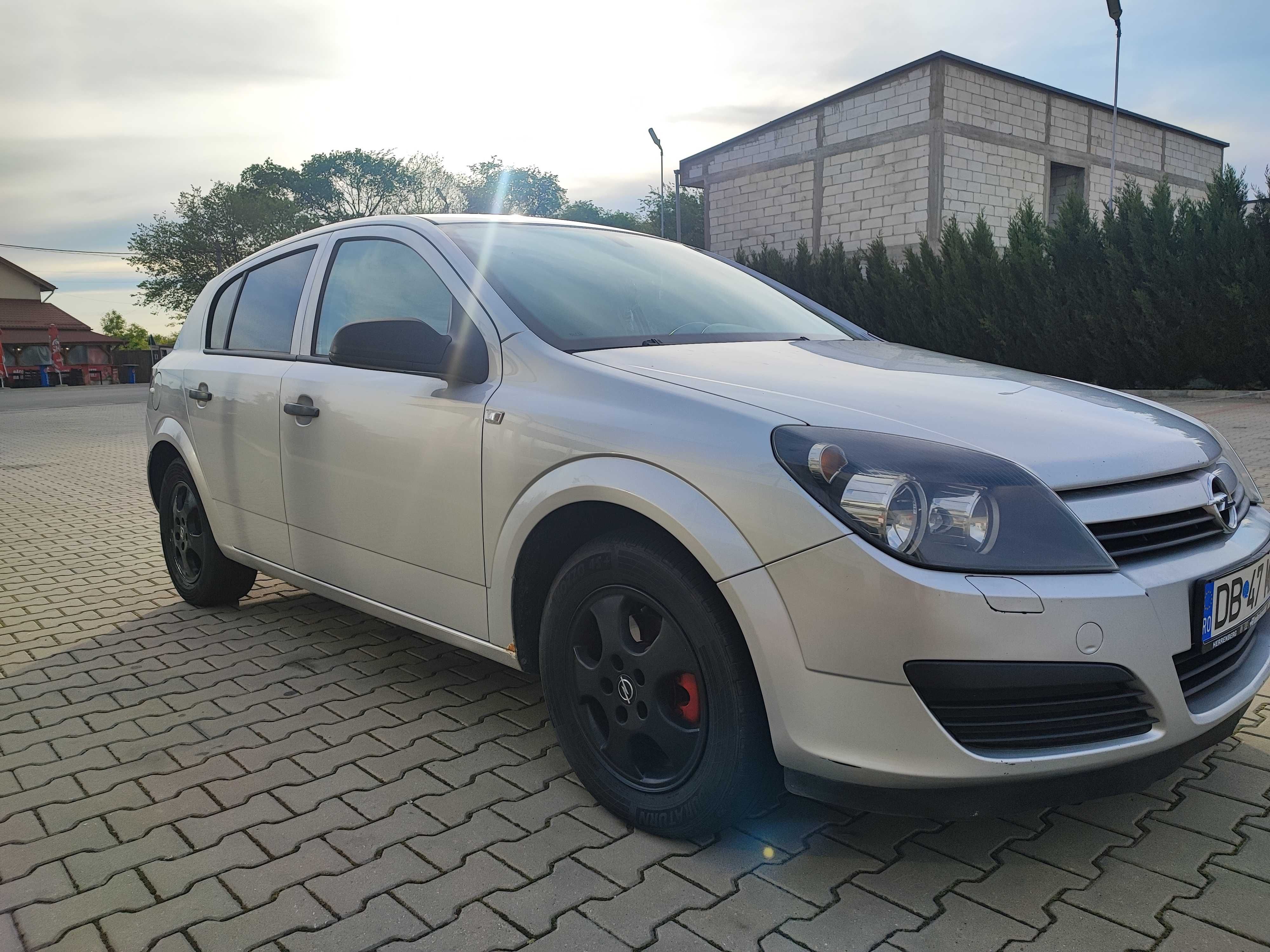 Opel Astra H 1.7 101 CP