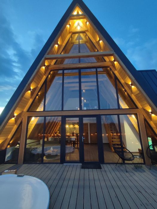 Cabana de inchiriat #BellaVista Chalet #A frame ,piscina,sauna