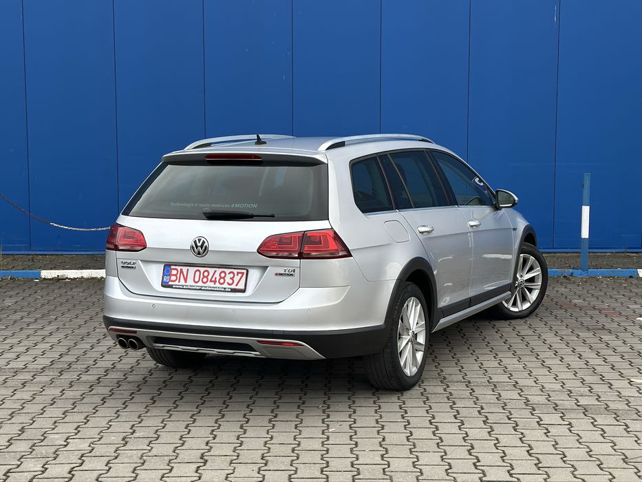 VW Golf 7 Alltrack 4Motion 1.6 TDI*Distronic*Lane Assist*RATE Avans 0%