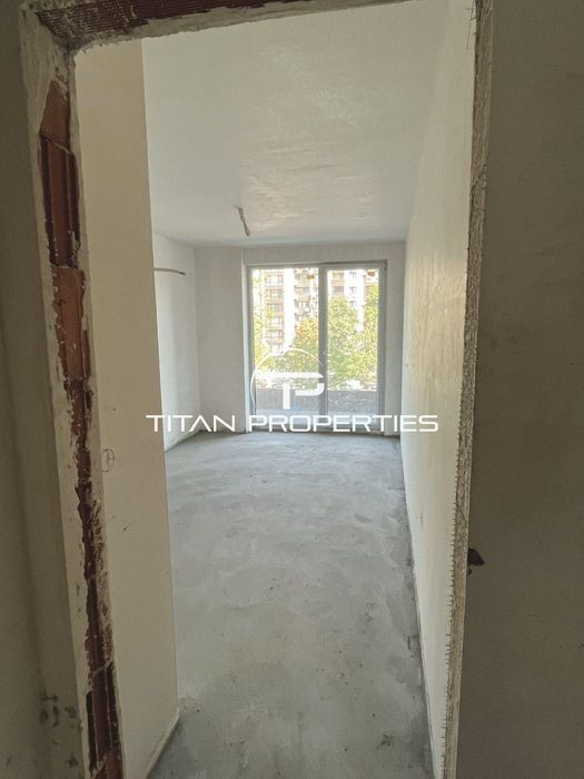 Двустаен апартамент за продажба в жк. Тракия