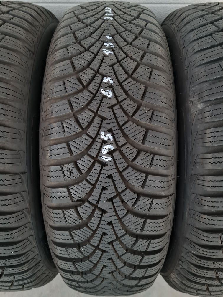 Зимни гуми 4 броя GOODYEAR UltraGrip 9+ 195 65 R15 дот 3322
