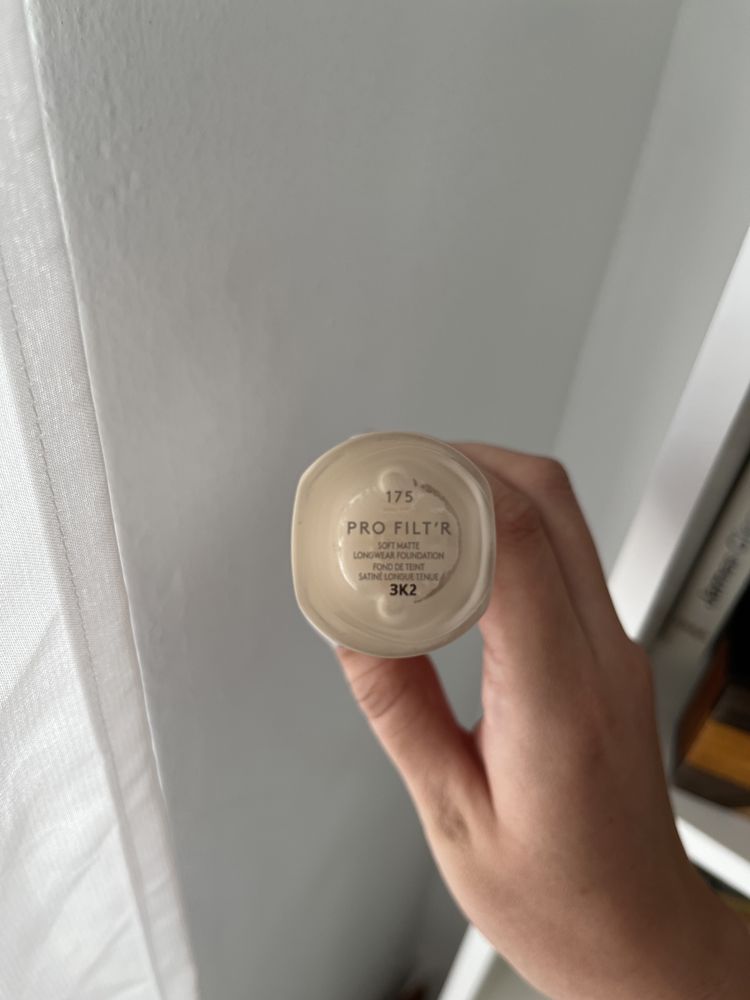 Fond de ten Fenty Beauty Pro Filt’r soft matte