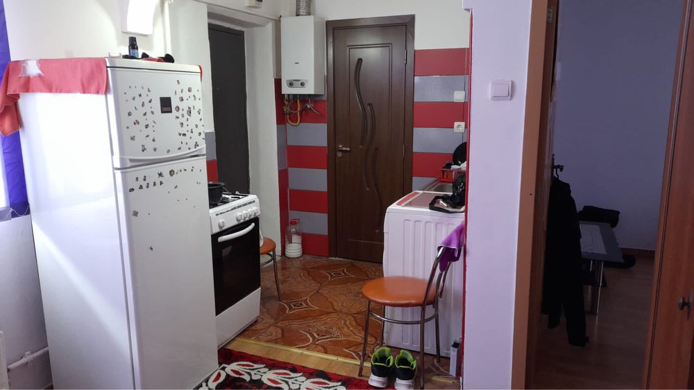 Vand apartament 2 camere