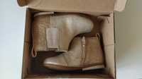 Обувки Clarks