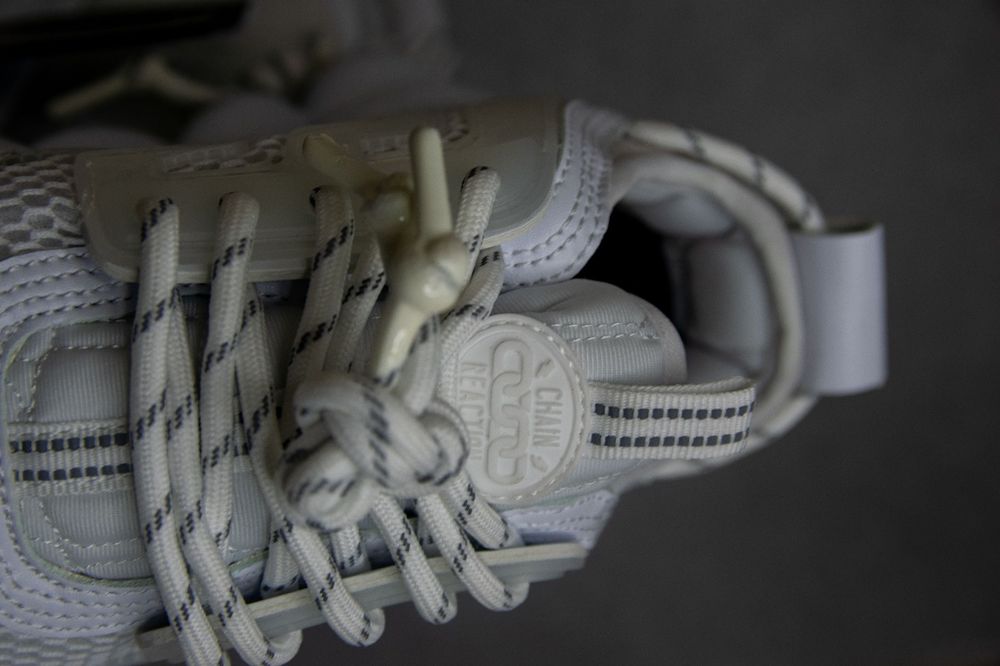 Versace Chain Reaction