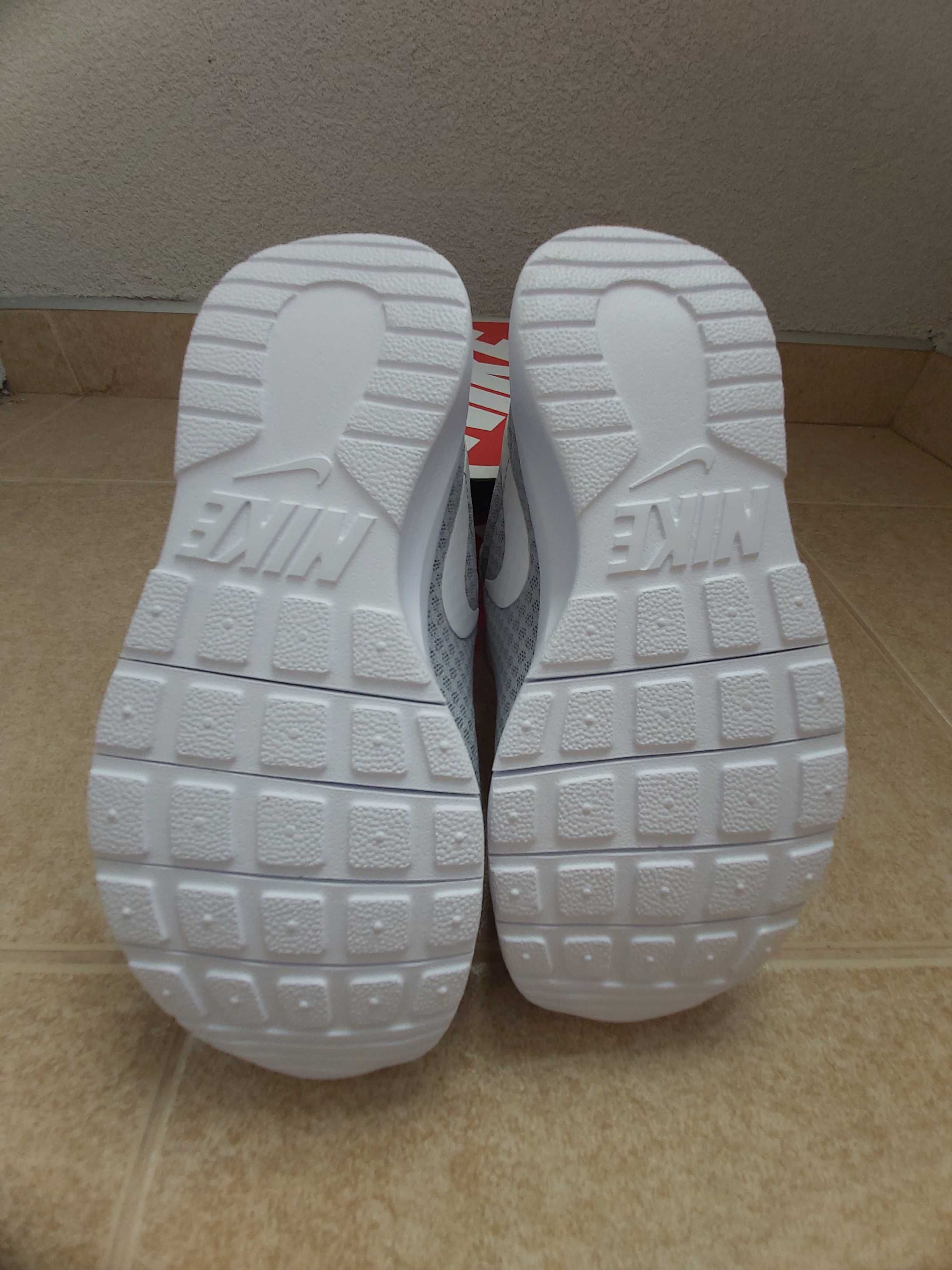 Детски маратонки Nike Tanjun