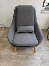 Кресло / фотьойл тапицирана седалка и обелeгалка Ademis