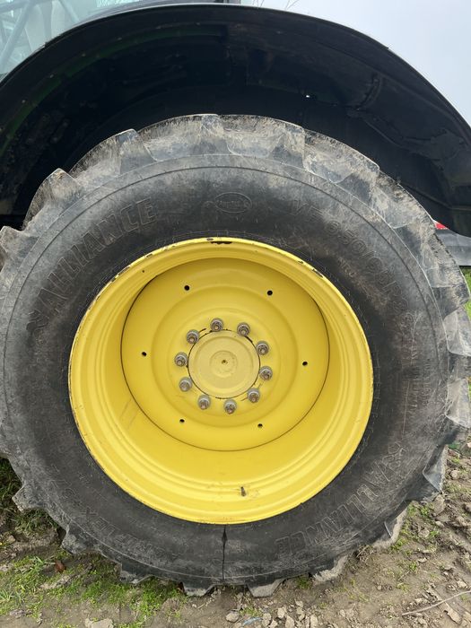 Гуми за селскостопанска техника 650/65r38