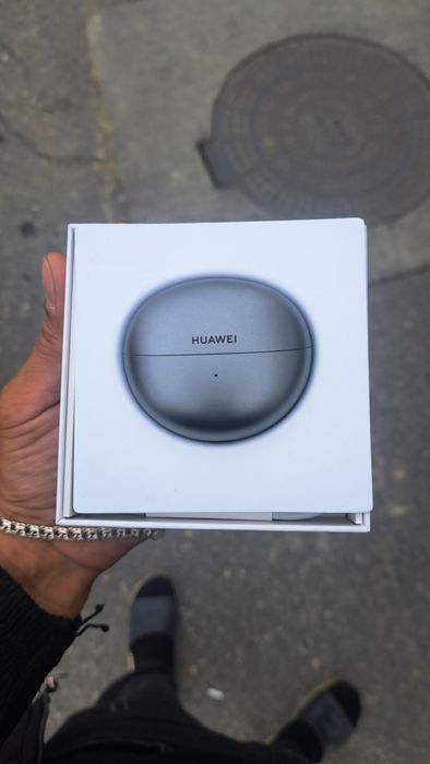 Продам наушники Huawei FreeClip