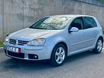 Vând Volkswagen golf 5 an 2009 model united