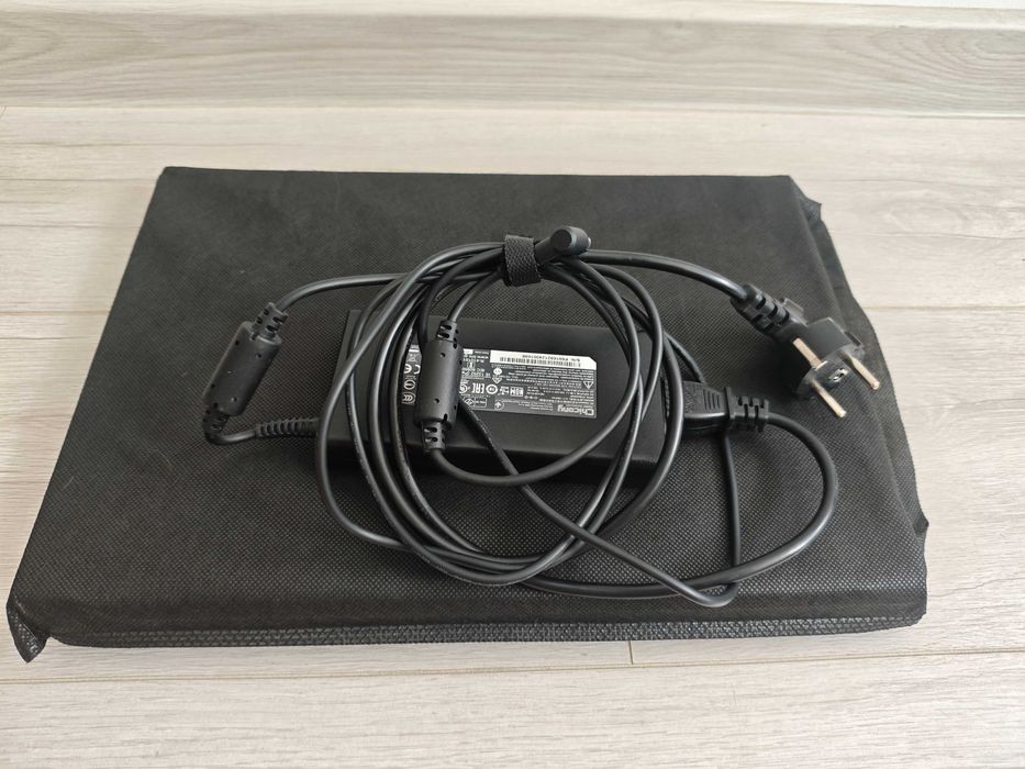 Геймърски лаптоп GIGABYTE G5 RTX 3060 i5-10500H 144Hz 15.6" 16GB RAM