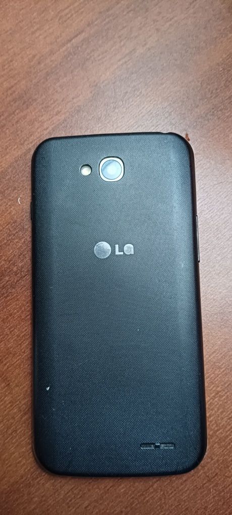 ,,,LG,рабочий,нужен аккумулятор.На запчасти.
