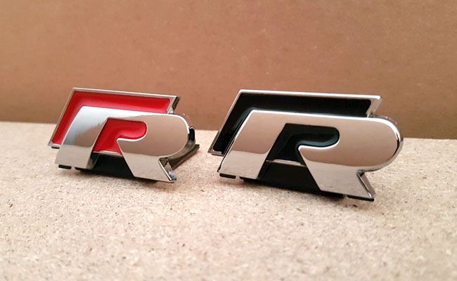 Emblema / sigla metalica grila radiator - Volkswagen R / R line