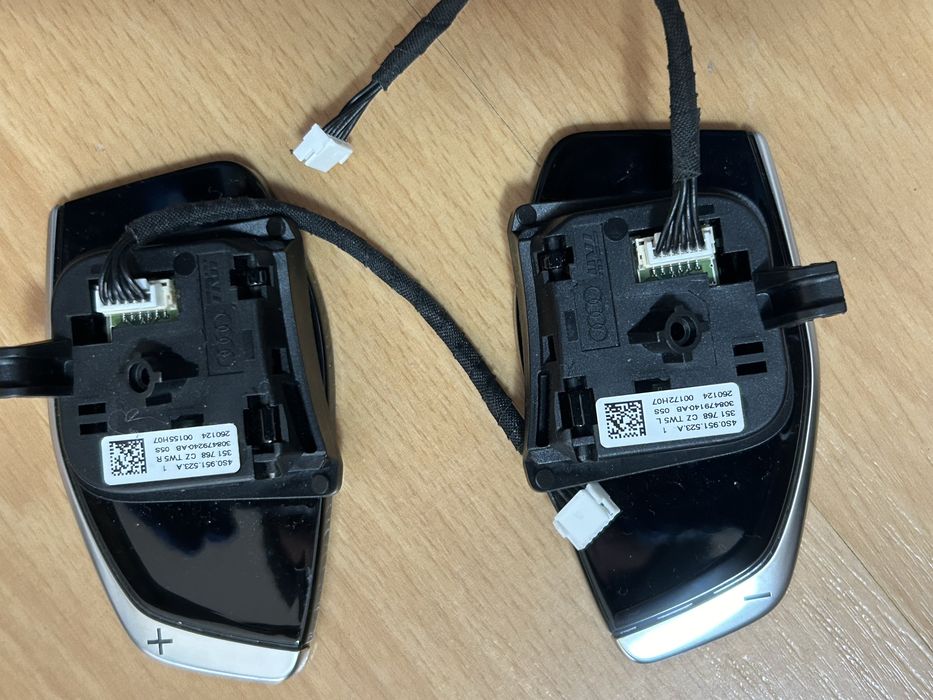 Padele Volan Audi RS RS3 RS4 RS5 RS6 RS7 R8 4S0951523A