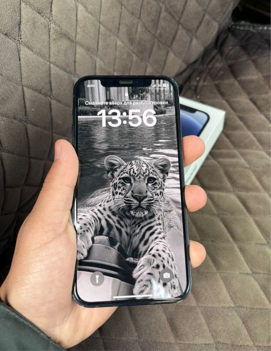Айфон 12 в идеальном состояний !