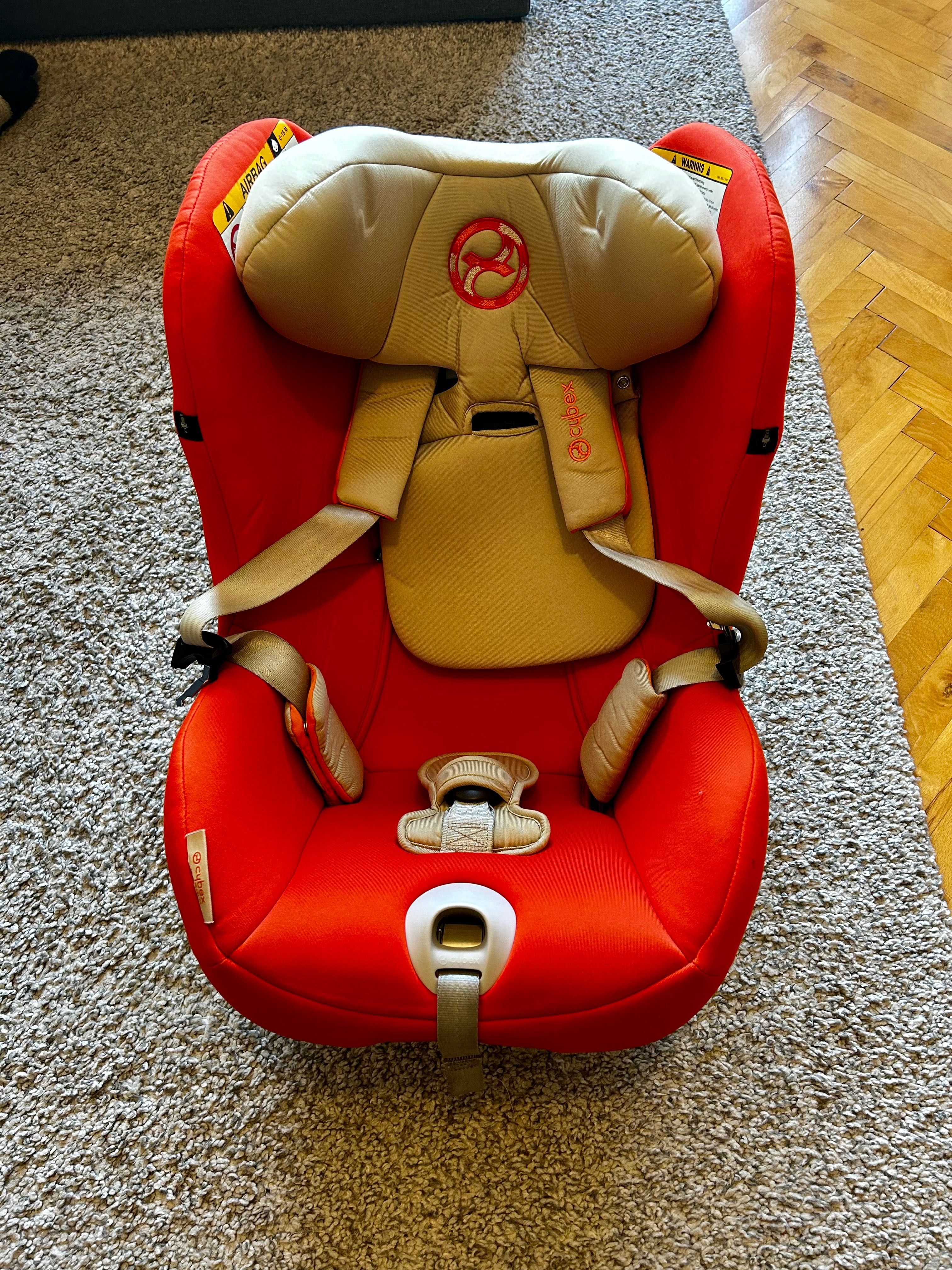 Детско столче за кола Cybex Sirona M i-Size Gold с Isofix база