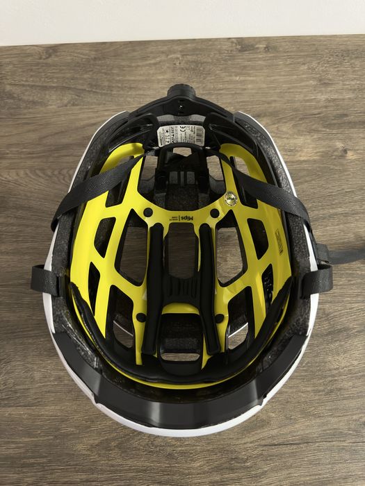 Casca ROCKRIDER XC RACE cu tehnologie Mips