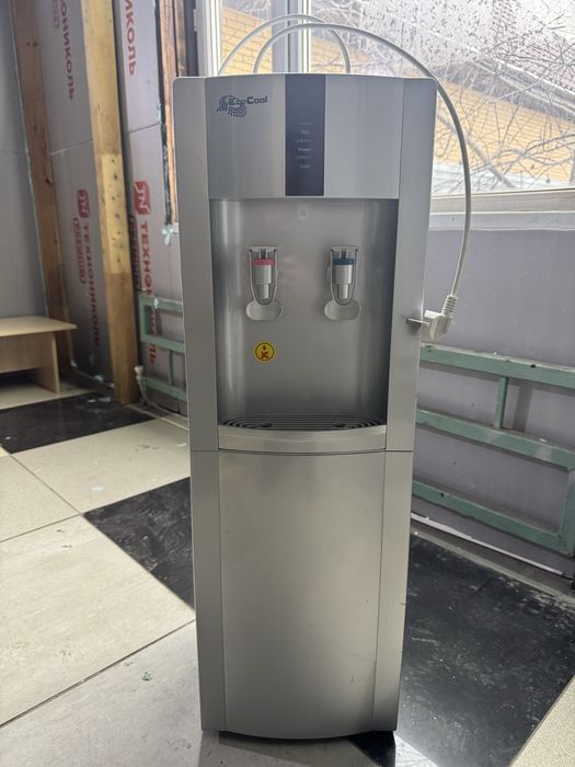 Продам кулер для воды