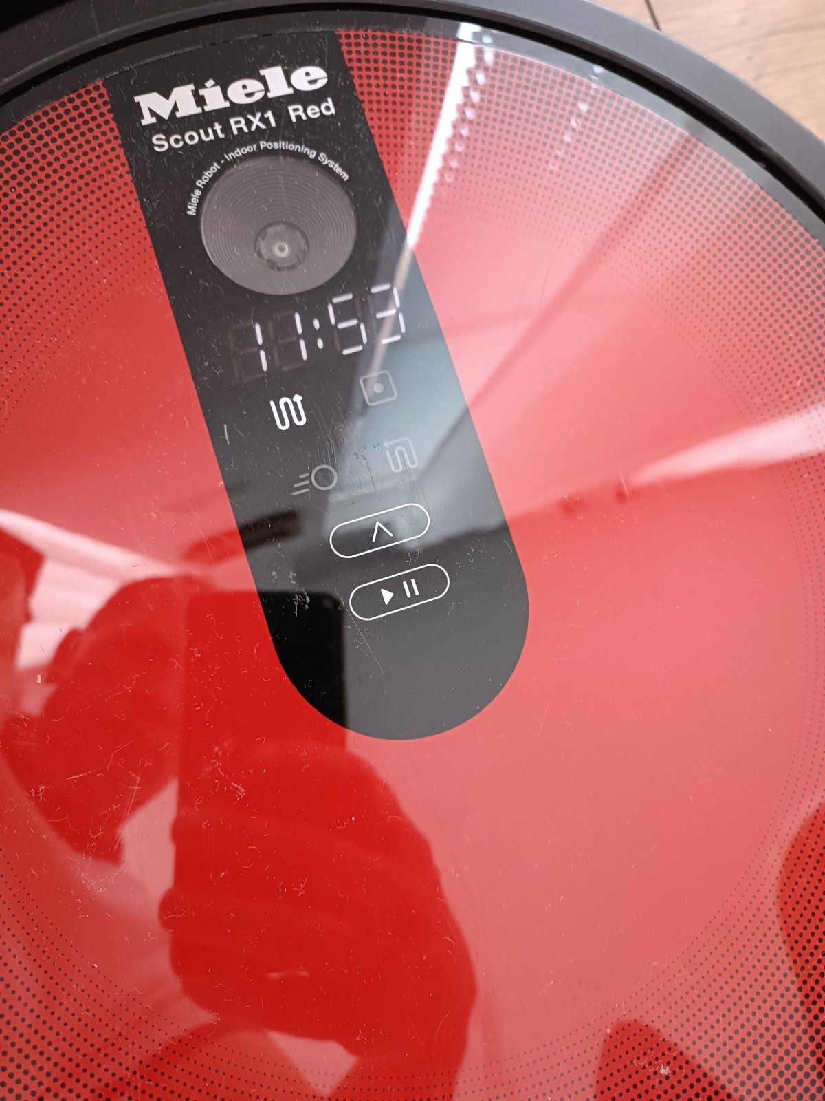 Прахосмукачка Robot Miele ScoutRx1 red