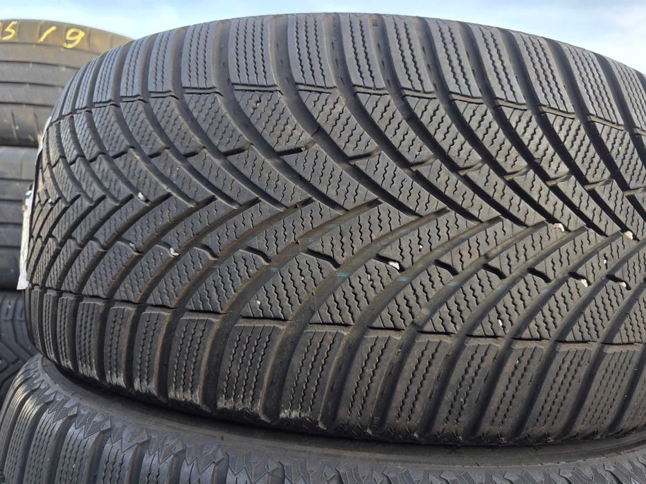 2бр Зимни гуми 275 45 20 - Semperit